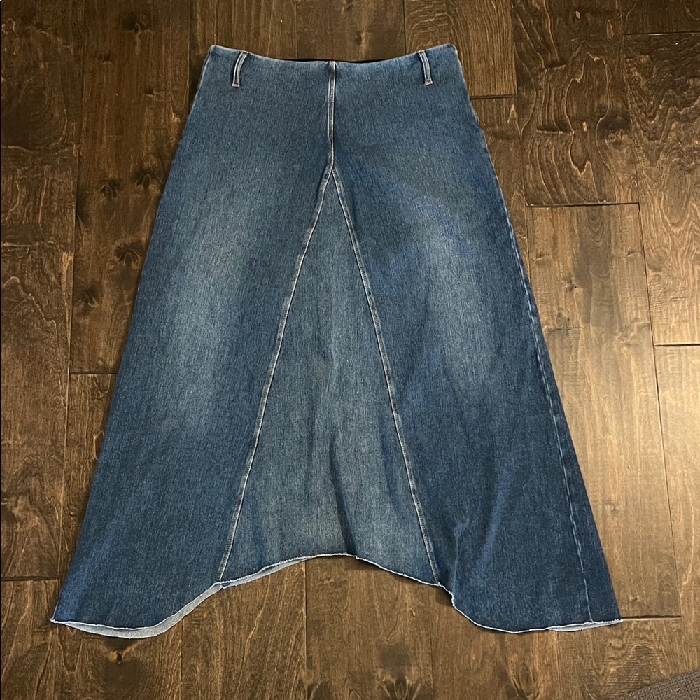 Elegant Indigo Denim Midi Skirt